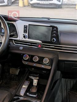 هیوندای ئەلەنترا